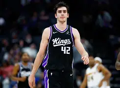 九游游戏旧版本-包含风云突变洛杉矶湖人集结日刷新队史纪录萨克拉门托国王篮板制胜备战欧超杯，奥兰多魔术战术微调备战葡超都惊呆了的词条